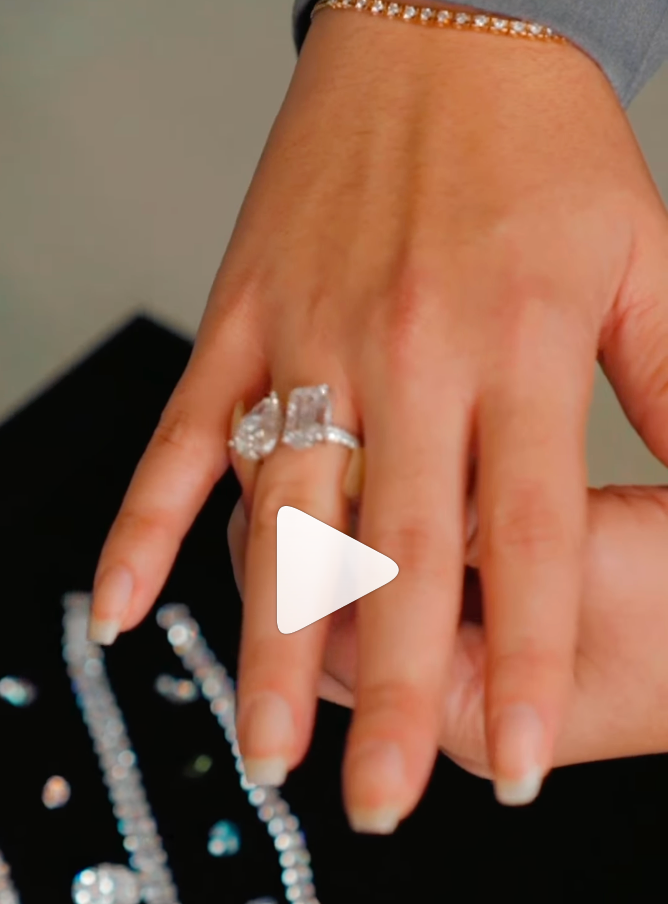 The price of mined diamonds has dropped 47.6% since their peak in 2022.
