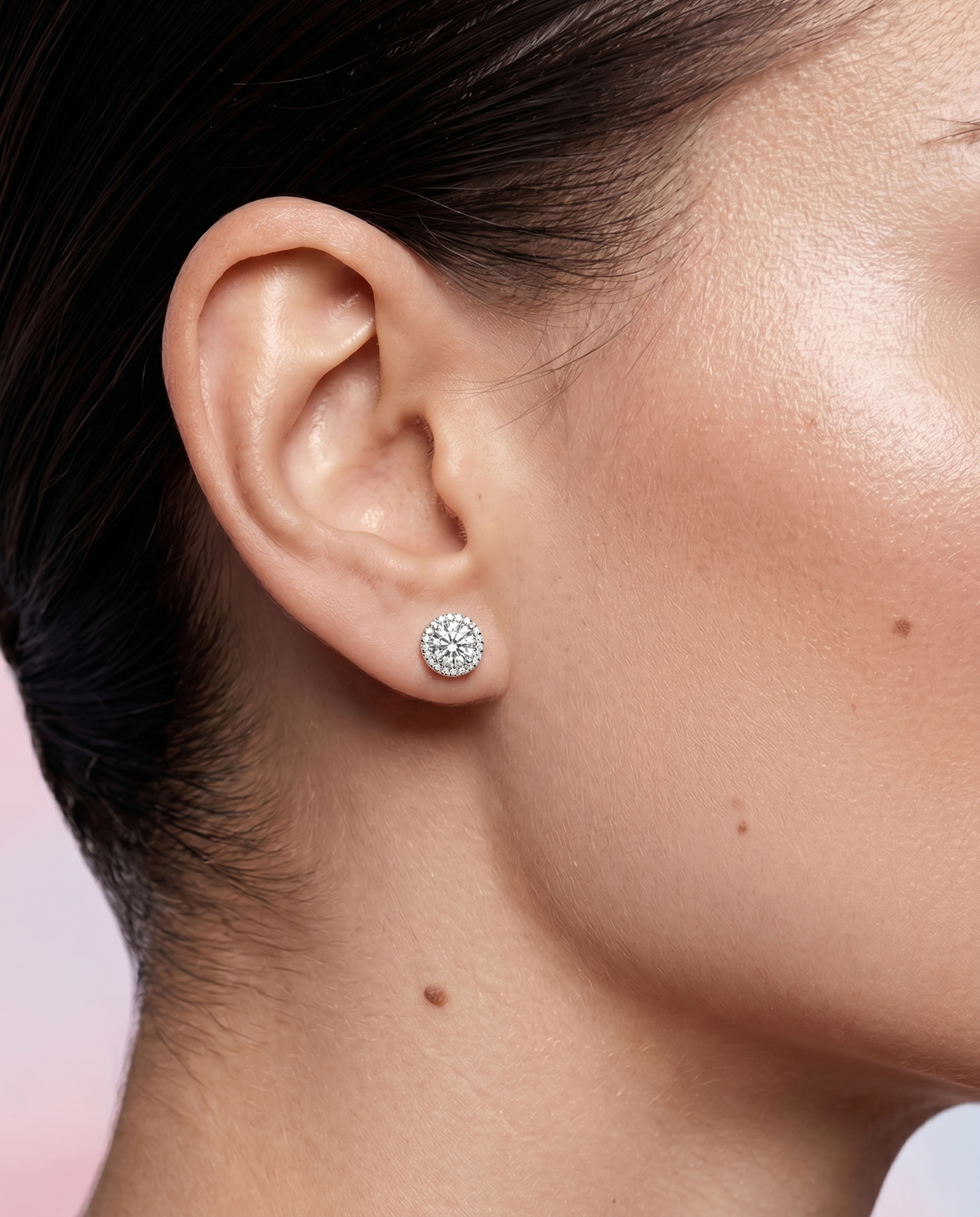 Round Brilliant Cut Halo Studs 152