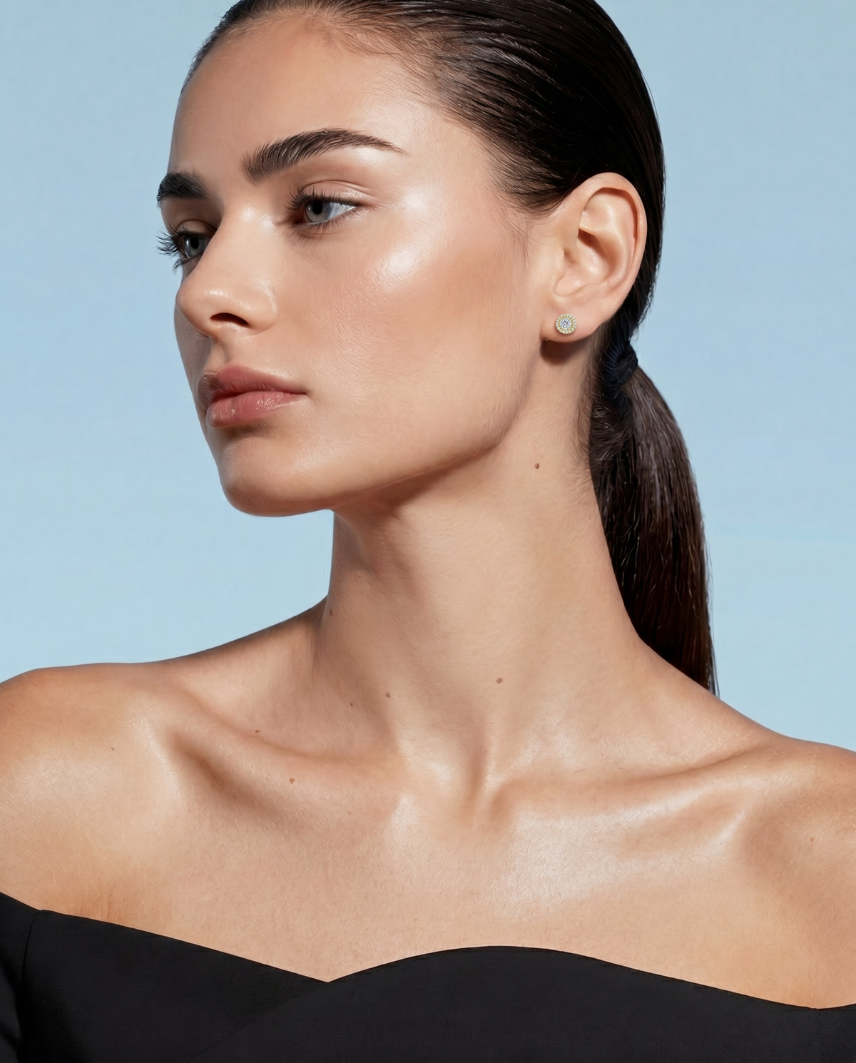 Round Brilliant Cut Halo Studs 104