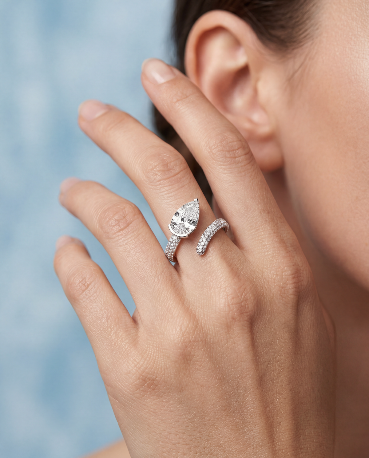 Pear Cut Diamond Pavé Ring White Gold 140